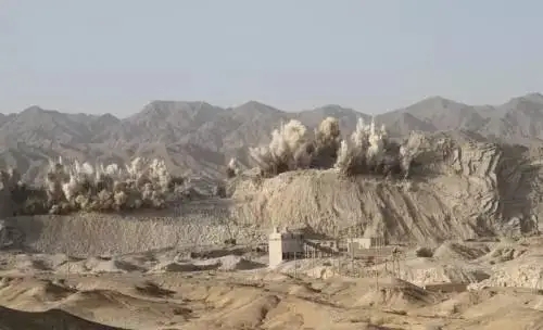 現(xiàn)在開采礦山都在用什么設(shè)備？